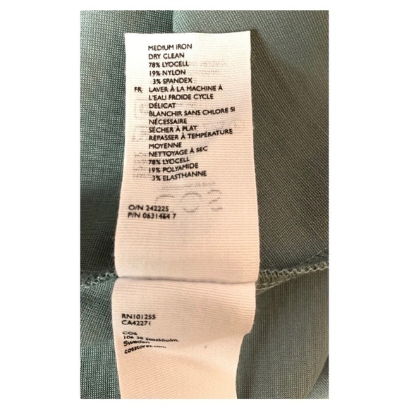 COS Minimalist V-Neck Long Sleeve Stretch Heavy Jersey A Line Dress - Picture 15 of 15